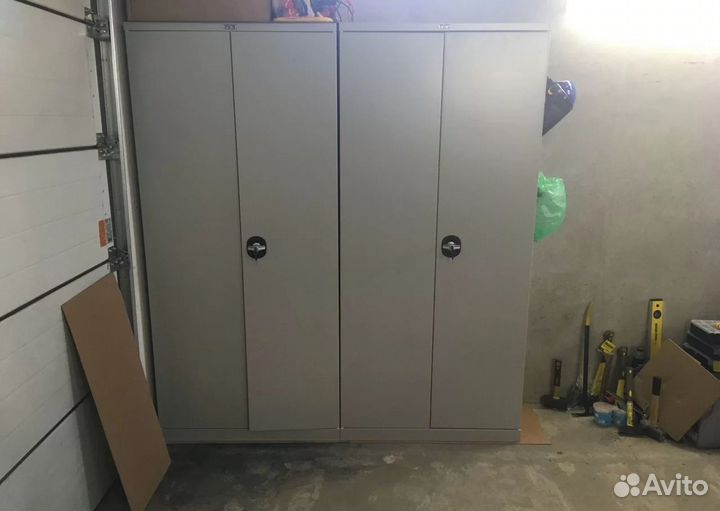 Шкаф металлический