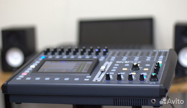 Цифровой микшерный пульт Invotone MX2208D