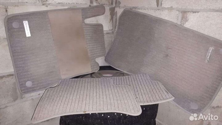 Автомобильные коврики ворсовые