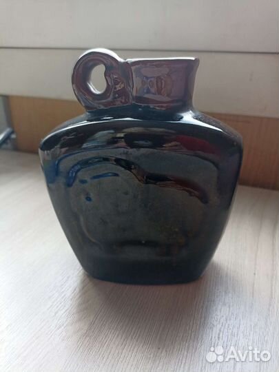 Старинная ваза