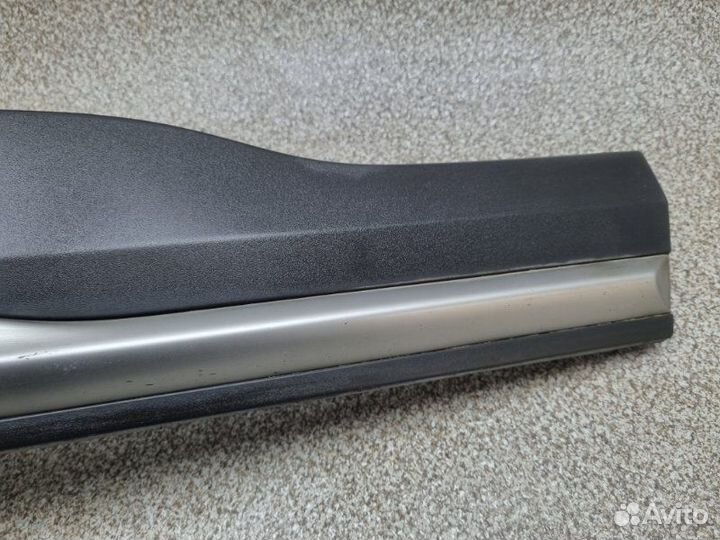 Молдинг двери задний правый Geely Atlas 2.4 4G24
