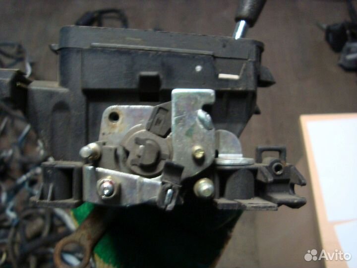 Кулиса АКПП (селектор) W124