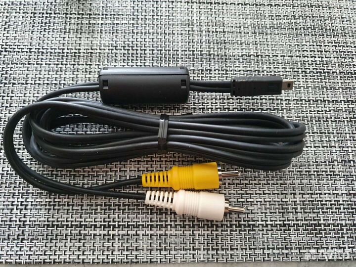 AV-кабель для фотоаппарата и видеокамеры тюльпан