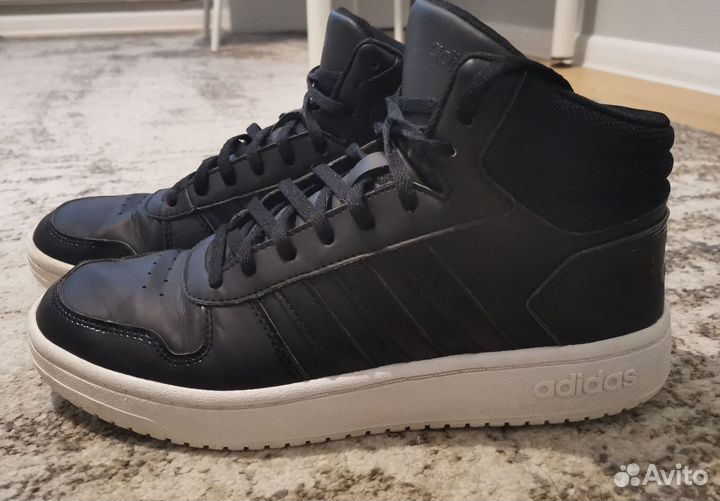 Кроссовки Adidas