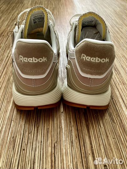 Кроссовки Reebok CL Legacy AZ