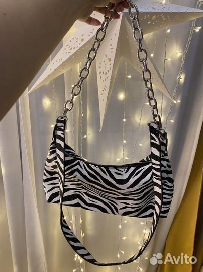 Cумка зебра bershka