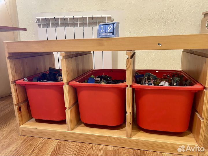 Стеллаж Икеа для игрушек, лего