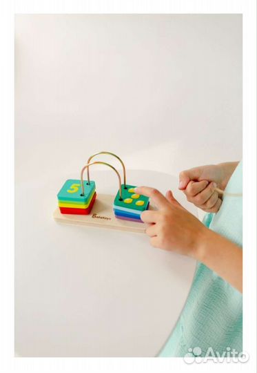 Развивающая деревяная игра счеты-перекидные