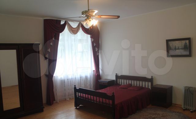 Таунхаус 892,2 м² на участке 37 сот.