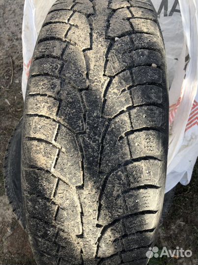 Hankook I'Pike RW11 215/60 R17 96T