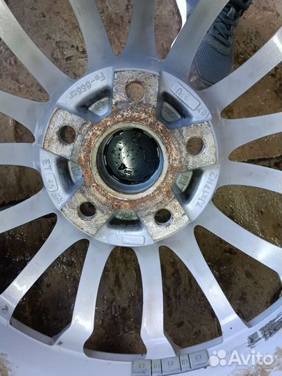 Колеса в сборе r17 летние 5 112 vag nokian