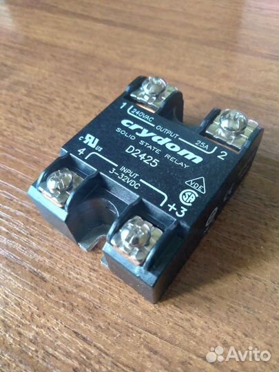 Твердотельное реле Crydom D2425
