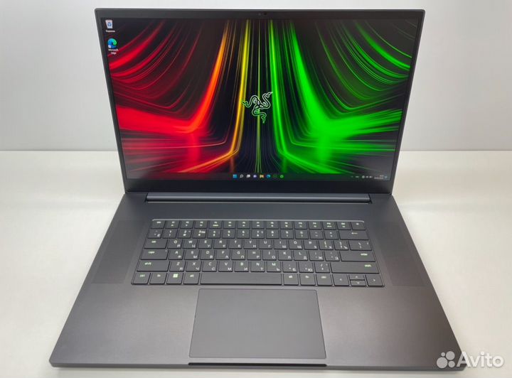 Razer Blade 17 RTX3080Ti-175W/i7-12800H/32 Новье