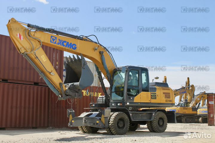 Колёсный экскаватор XCMG XE210WD, 2024