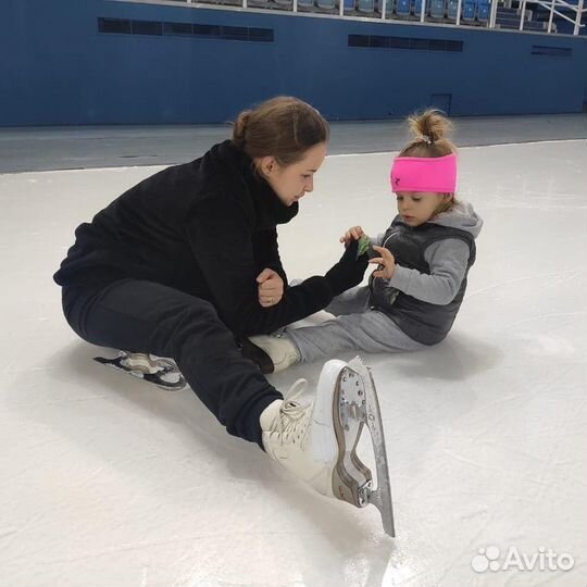 Тренер по фигурному катанию