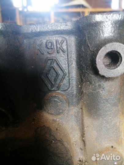 Блок двигателя Renault Megane 2 K9K 2007