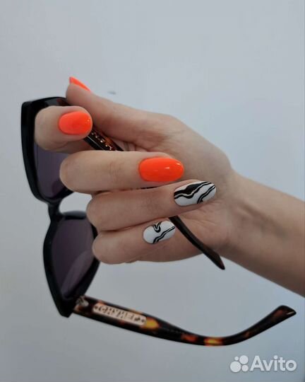 Маникюр/педикюр/наращивание