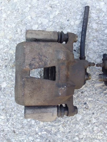 Суппорта toyota vitz