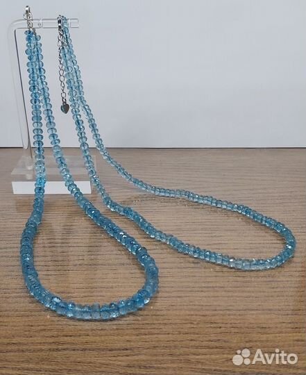 Бусы из натурального апатита