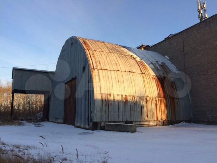 Гараж, > 30 м²