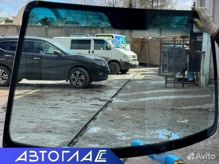 Стекло лобовое Skoda Octavia A5