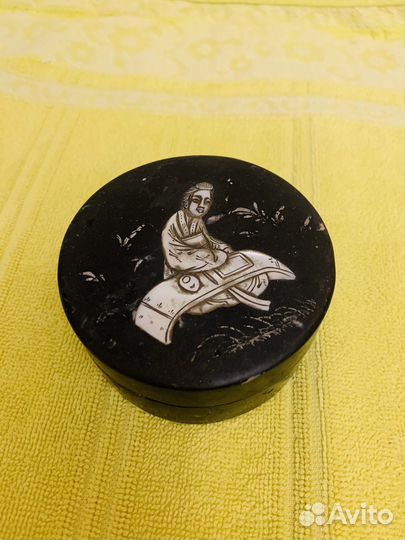 Шкатулка для украшений