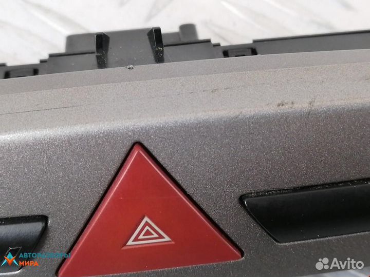 Кнопка (выключатель) Peugeot 308 T7 2009