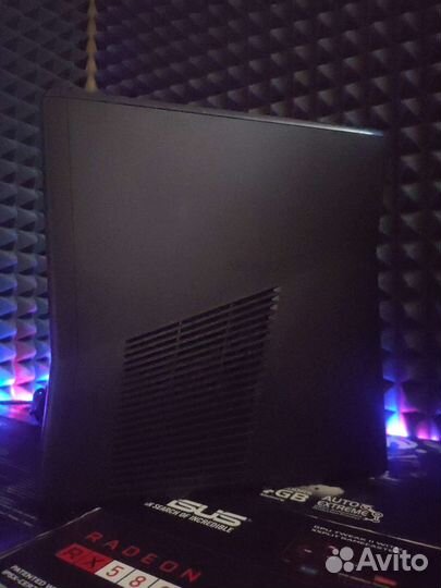 Xbox 360 slim + 2 джойстика + kinect