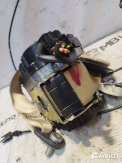 Ремень безопасности передний правый Mercedes W221