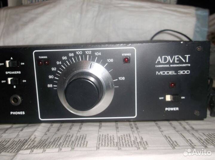 Advent model 300