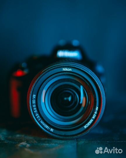 Фотоаппарат Nikon D5100 с объективом 18-140 мм