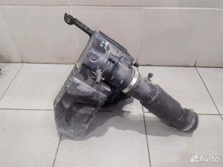 Корпус воздушного фильтра Рено дастер