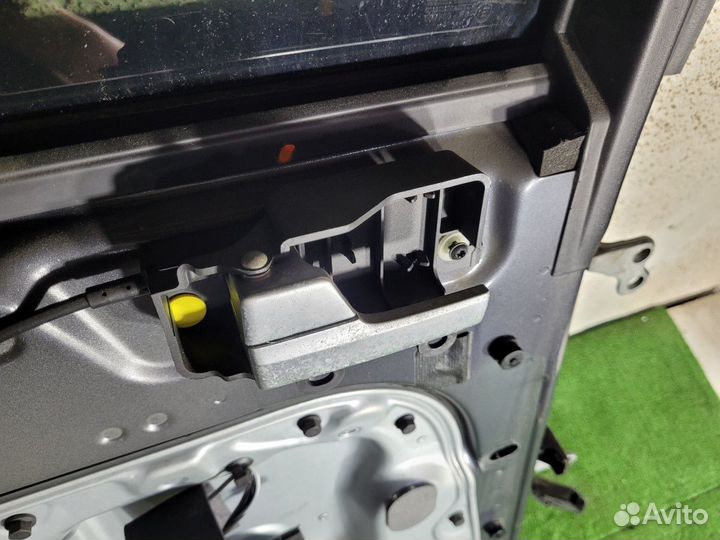 Ручка внутренняя двери задней левой на Ford C-MAX