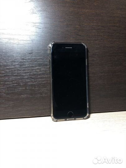 iPhone SE (2020), 64 ГБ