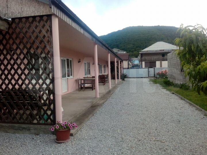 Комната 20 м² в 5-к., 1/1 эт.