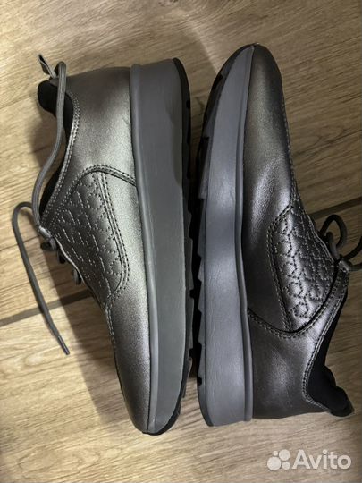 Кроссовки geox