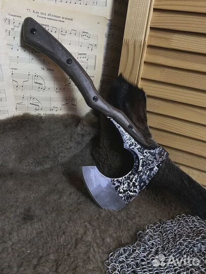 Топор Сварог в Чите