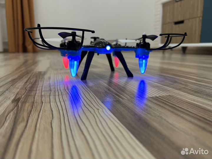 Квадрокоптер (дрон) mobicaro