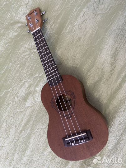 Укулеле flight