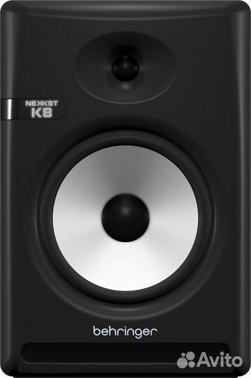 Студийный монитор Behringer K8