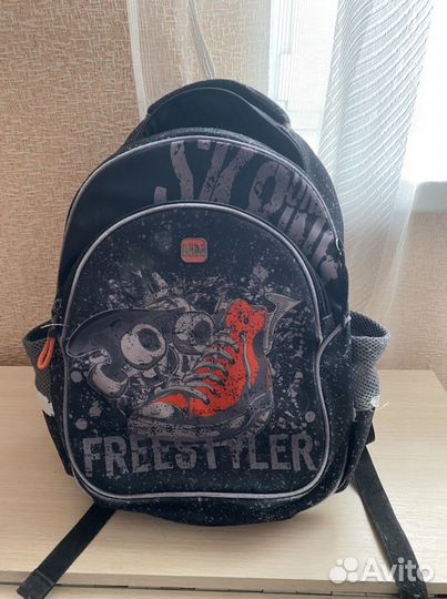 Рюкзак школьный для мальчика ортопедический