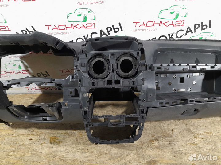 Панель передняя (торпеда) Renault Duster 2012-2020