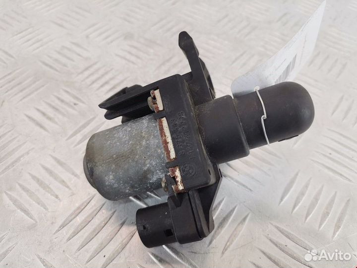 Кран отопителя (печки) BMW Z3 E36/7 1999