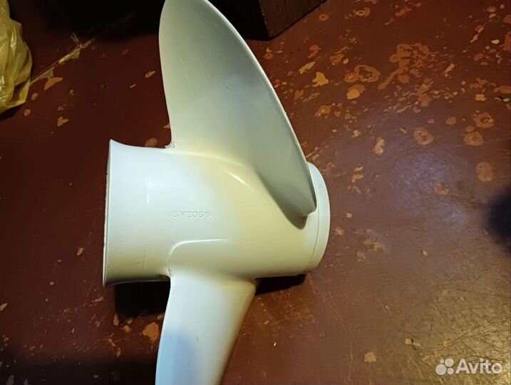 Винт гребной yamaha 60-140