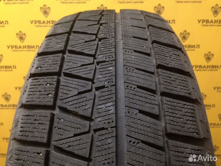 Bridgestone Blizzak Revo GZ 205/60 R16