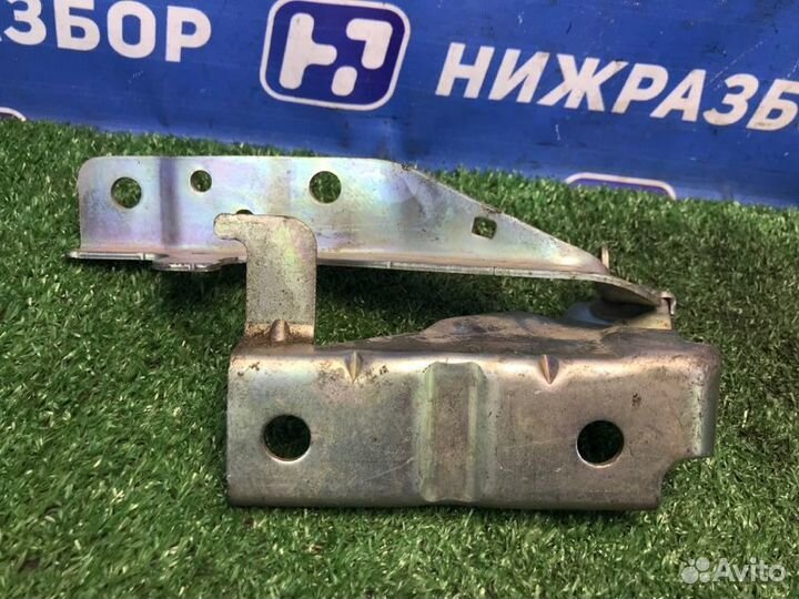 Петля капота правая Ssang Yong Actyon New/Korando