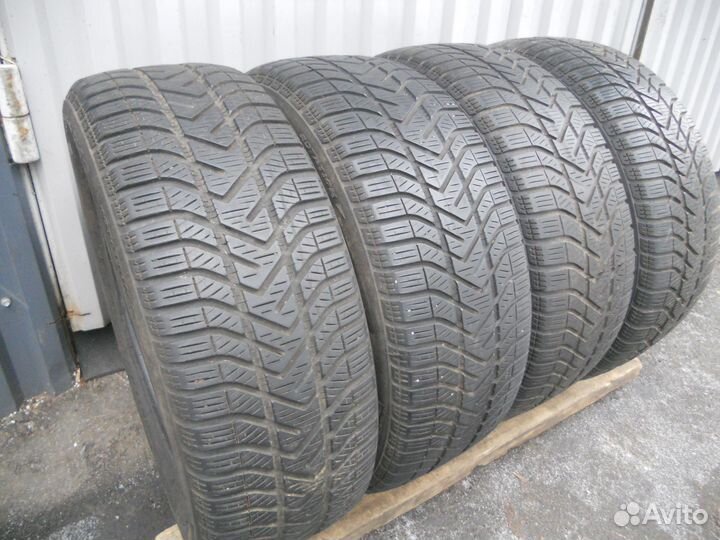 Pirelli Winter 210 SnowControl Serie III 205/55 R16 91H