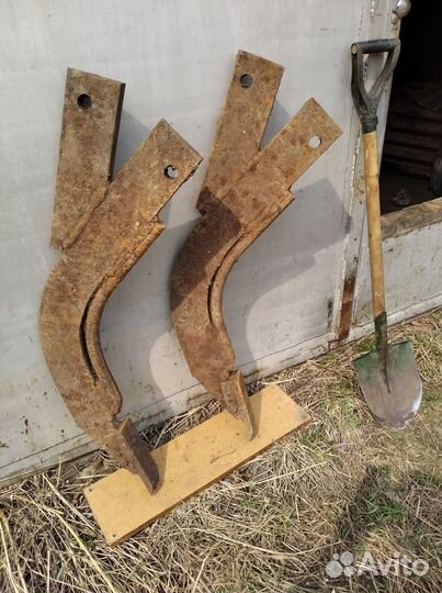 Клык рыхлитель для бульдозера или трактора