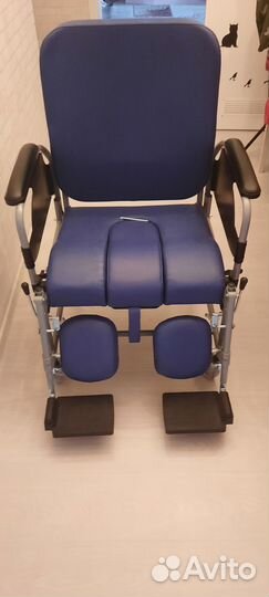 Кресло-стул на колесиках Vermeiren 9303