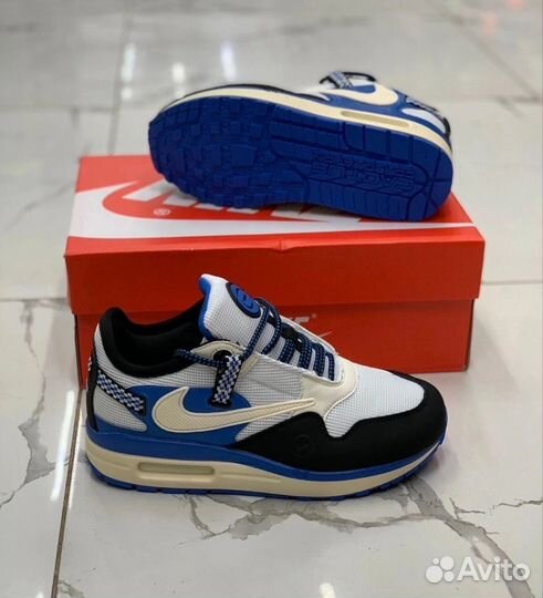 Кроссовки Nike Air Jordan x Travis Scott